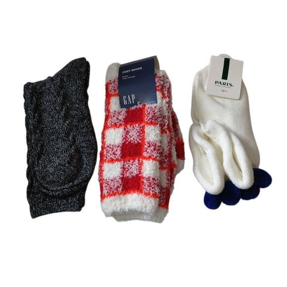 Women's Lot of Assorted Socks 3 Pairs Cozy Comfort Classic NEW - Picture 1 of 4